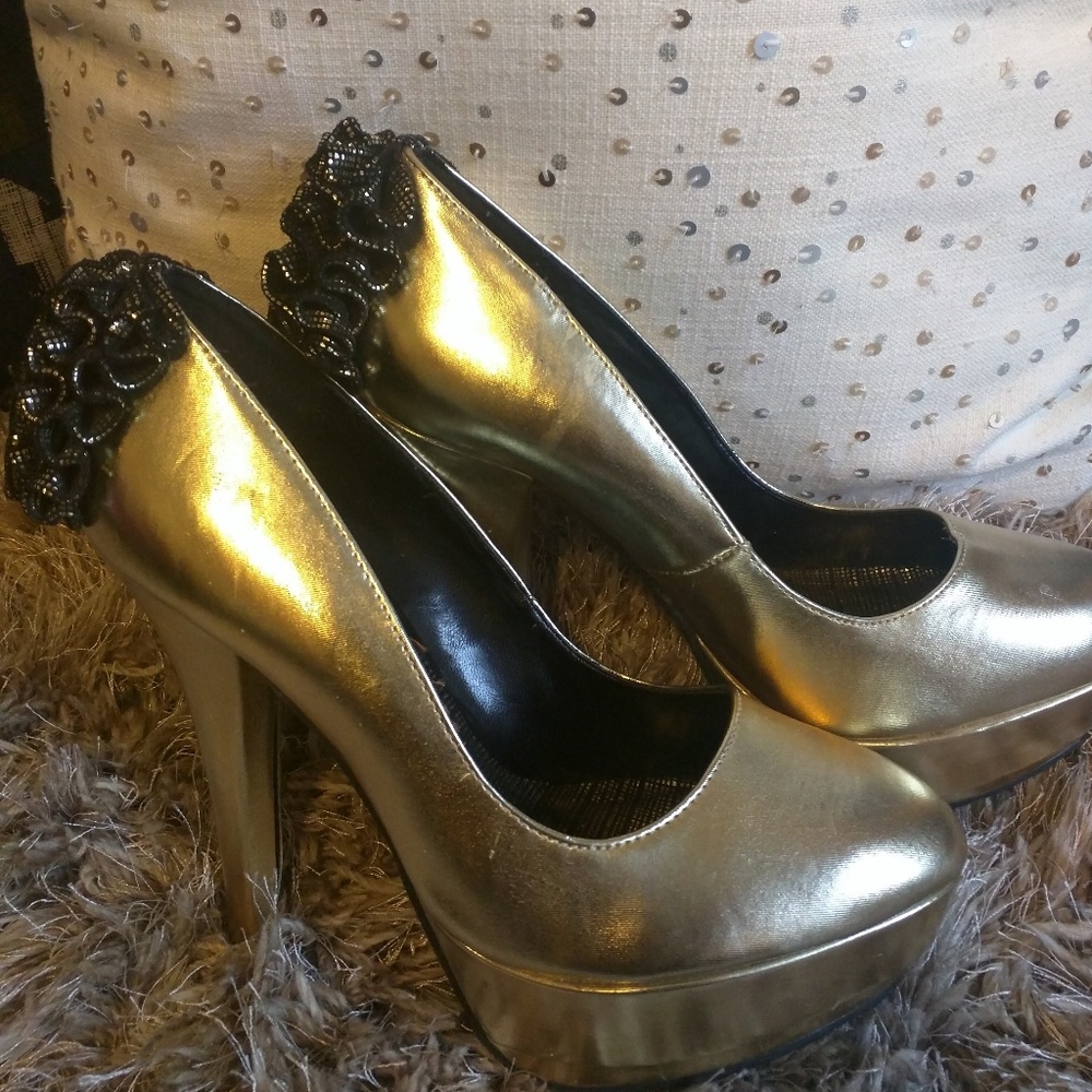 Michael Antonio Gold Heel